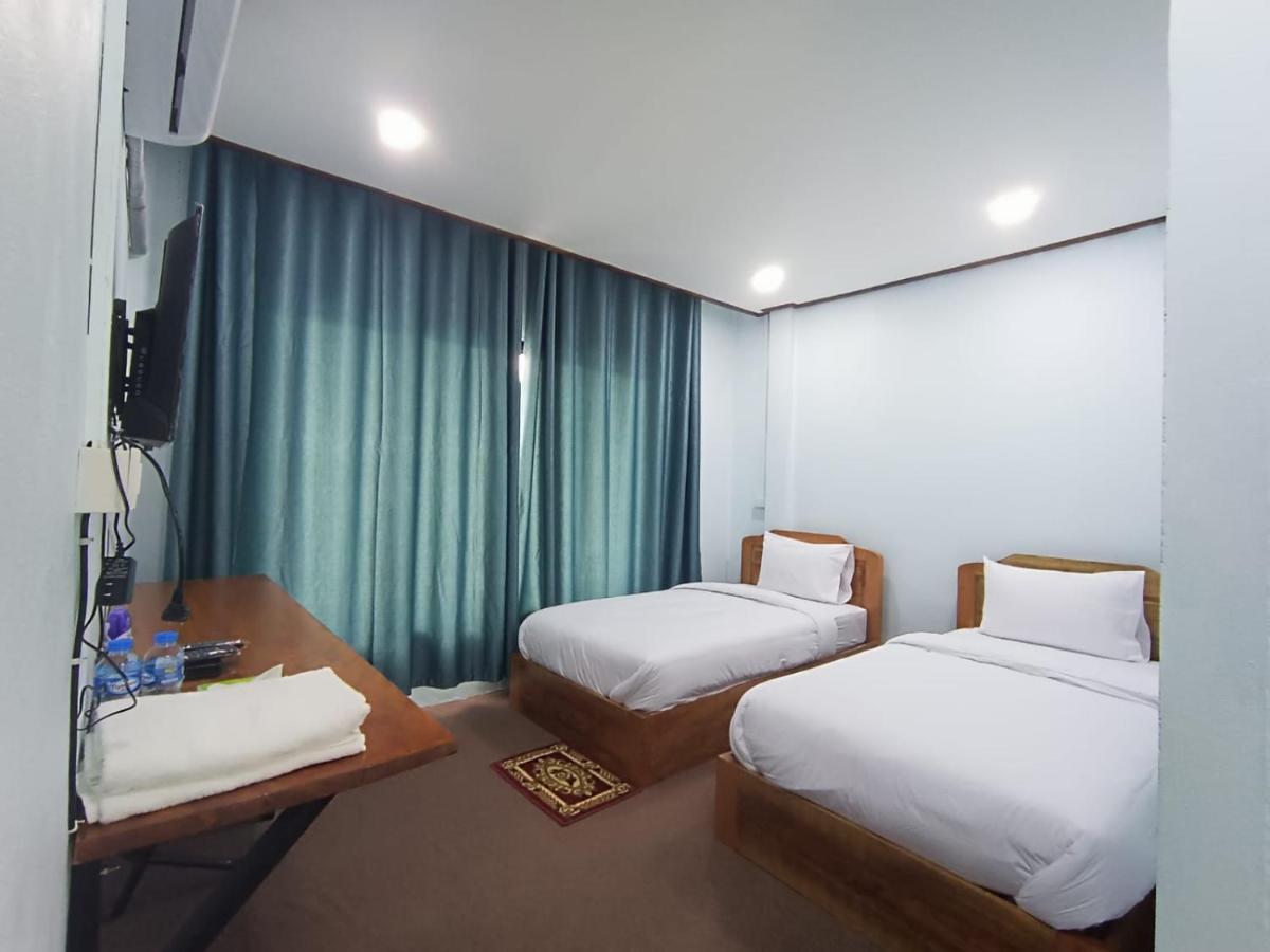 ເຮືອນພັກບີວີ Hotel Ban Thongchai-Tai Exterior photo